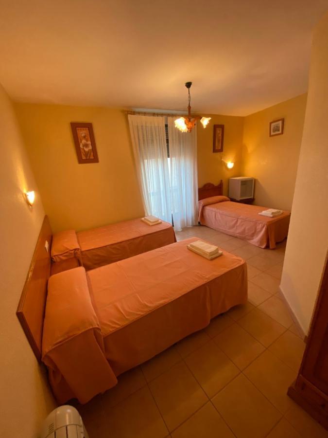 Hostal Jose Mari Ciudad-Rodrigo Exteriör bild